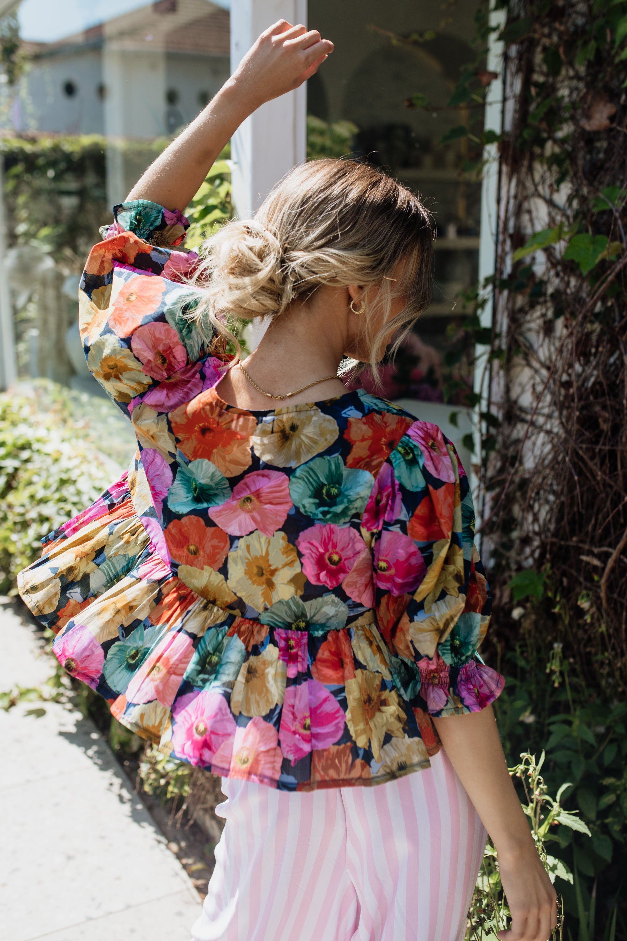 London Short Sleeve Top | Midnight Botanica