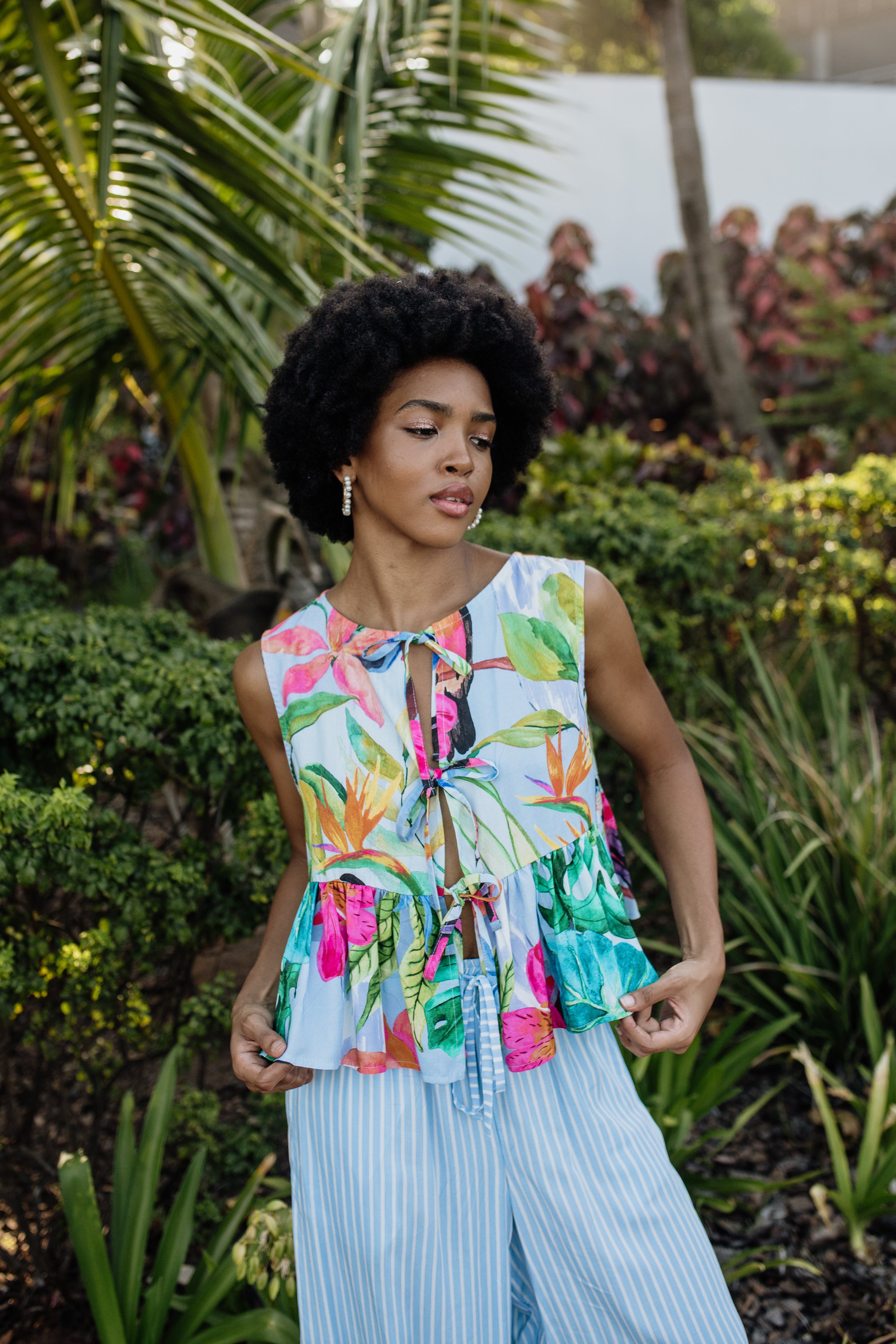 London Sleeveless Top | Toucan Sky