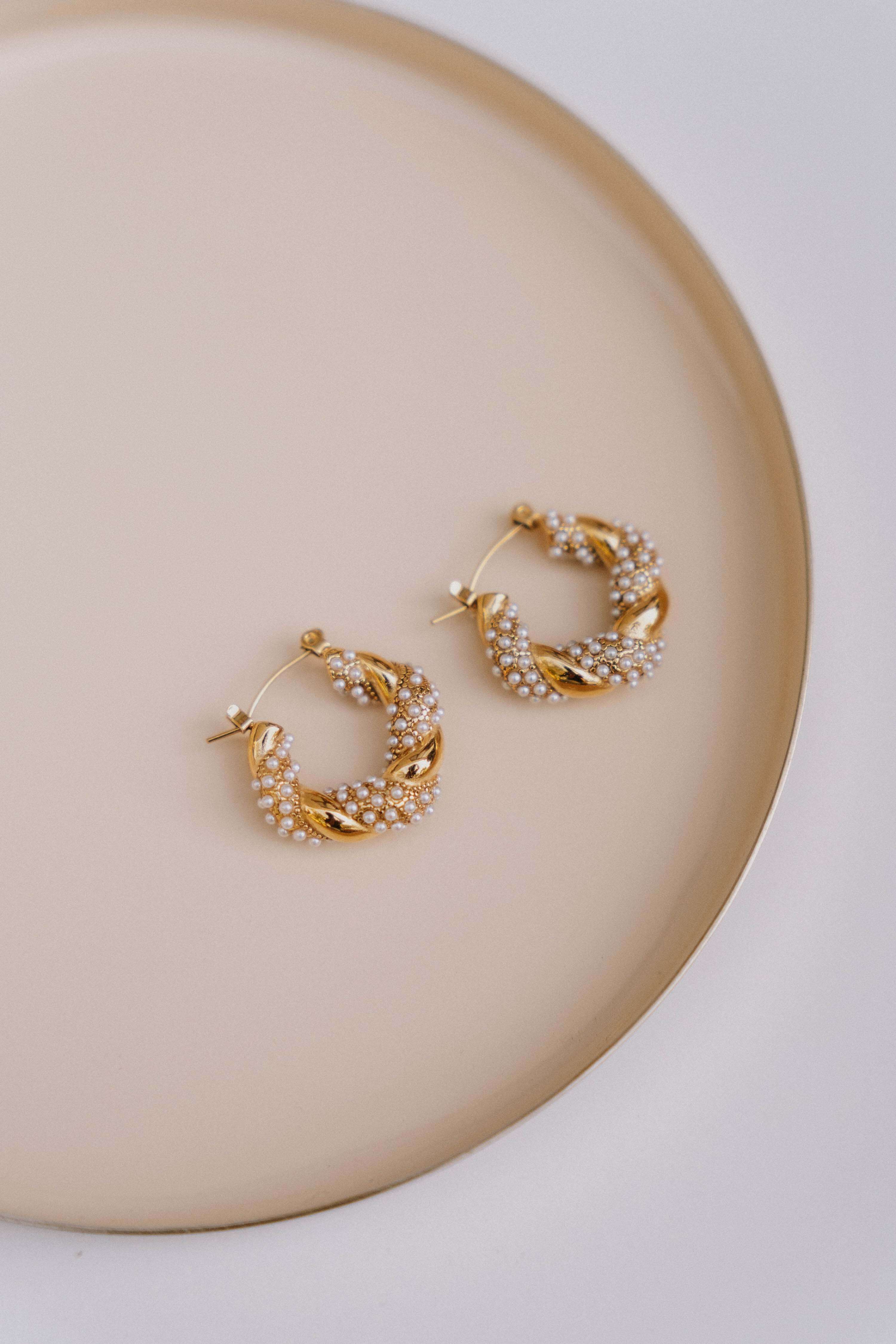 Camellia Hoops
