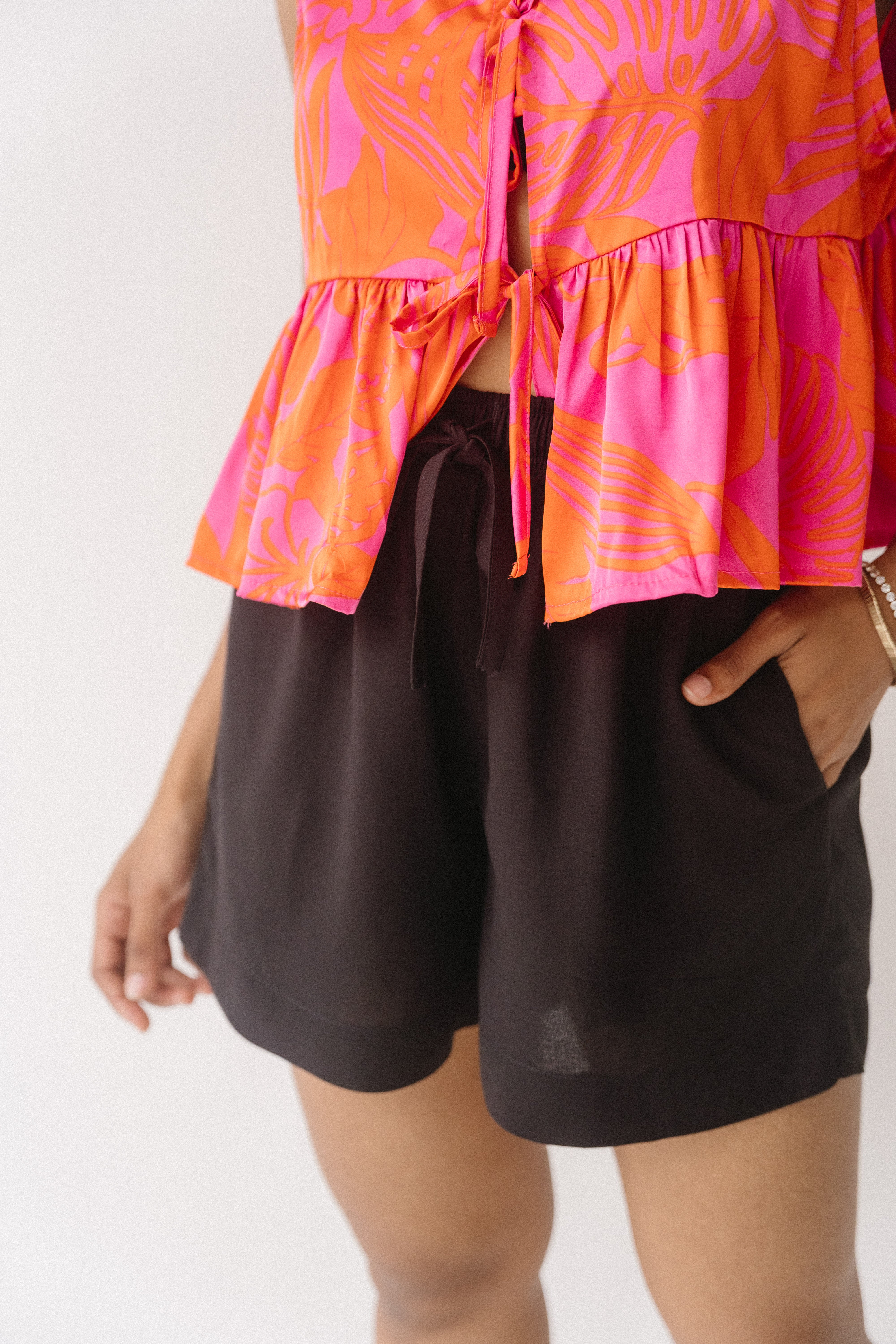 London Shorts | Sample | Black